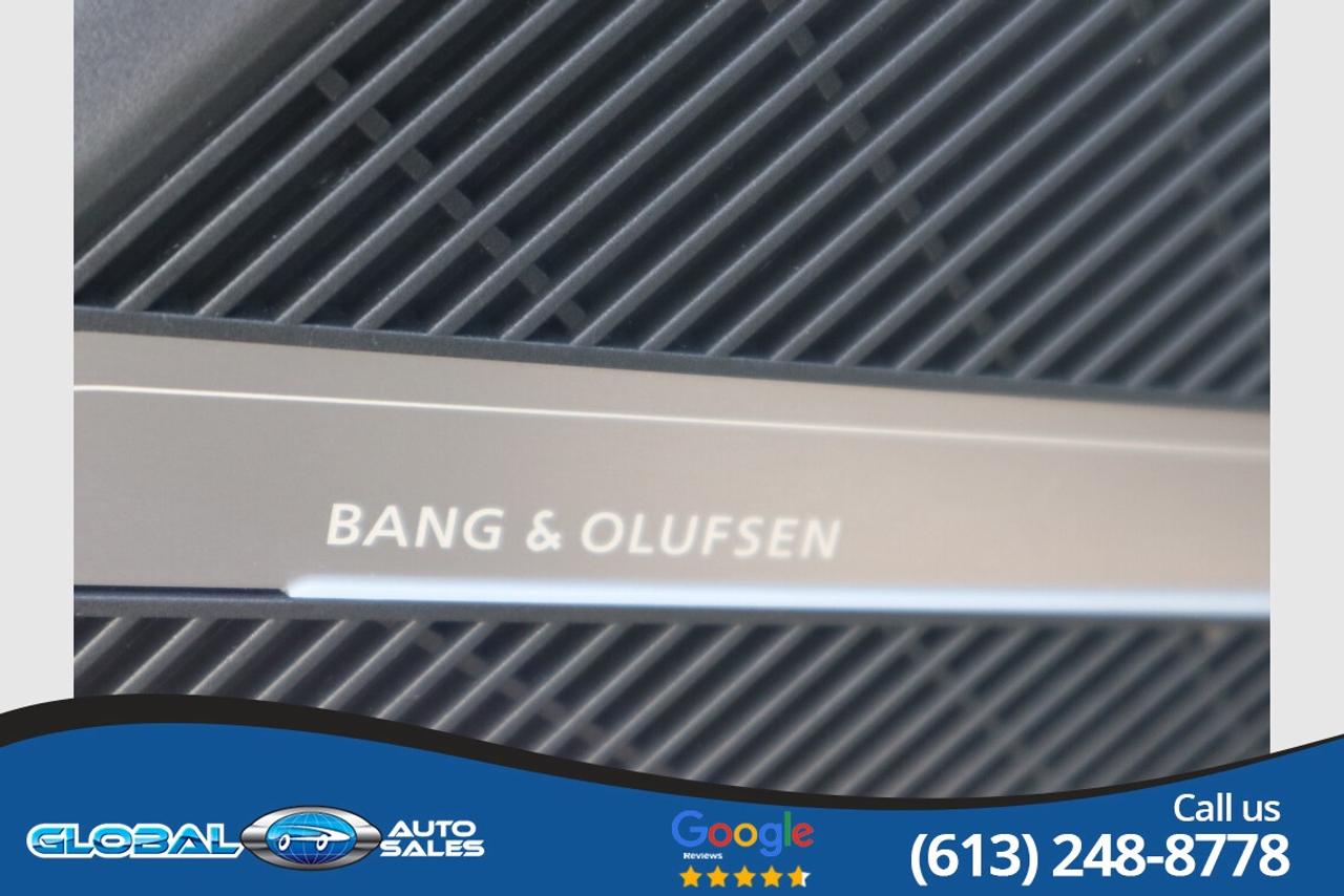 2025 Audi SQ5 Prestige Photo