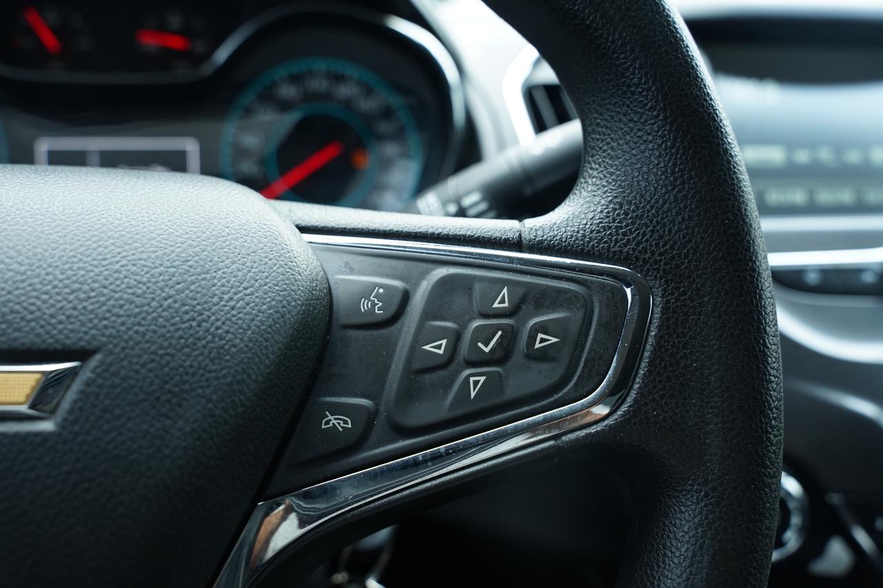 2018 Chevrolet Cruze LT PKG/ NO ACCIDENTS/ LANE ASISST Photo