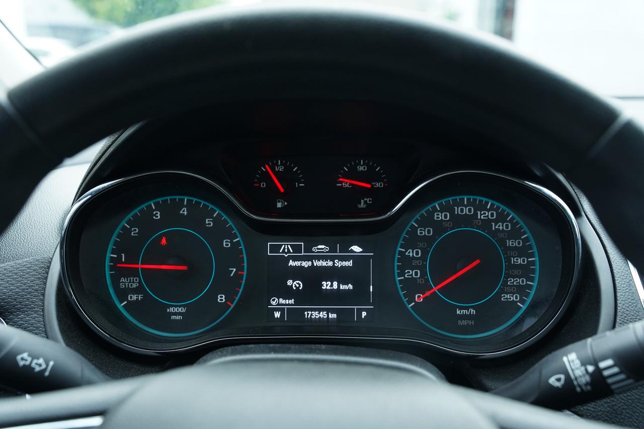 2018 Chevrolet Cruze LT PKG/ NO ACCIDENTS/ LANE ASISST Photo