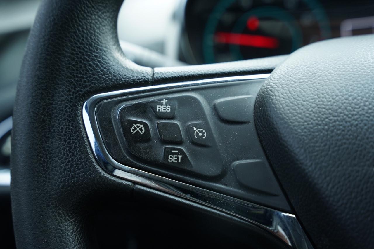 2018 Chevrolet Cruze LT PKG/ NO ACCIDENTS/ LANE ASISST Photo