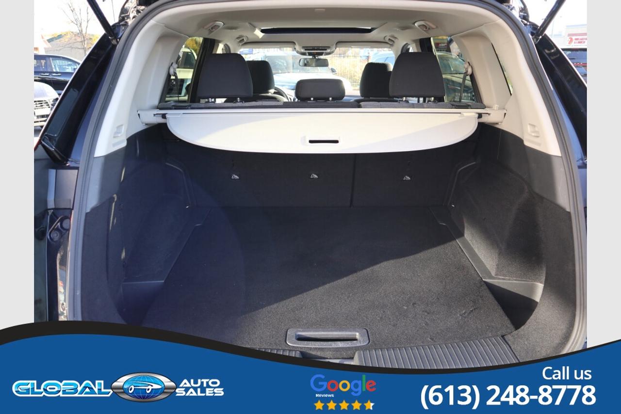 2023 Nissan Rogue SV MOONROOF Photo