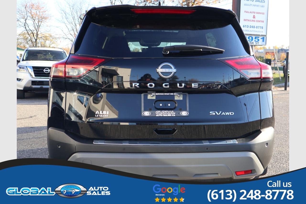 2023 Nissan Rogue SV MOONROOF Photo