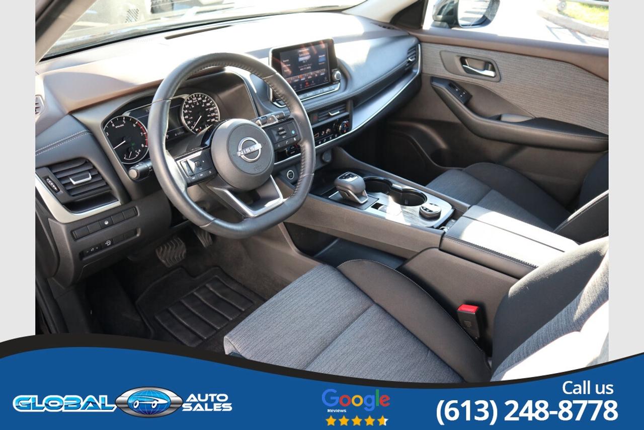 2023 Nissan Rogue SV MOONROOF Photo