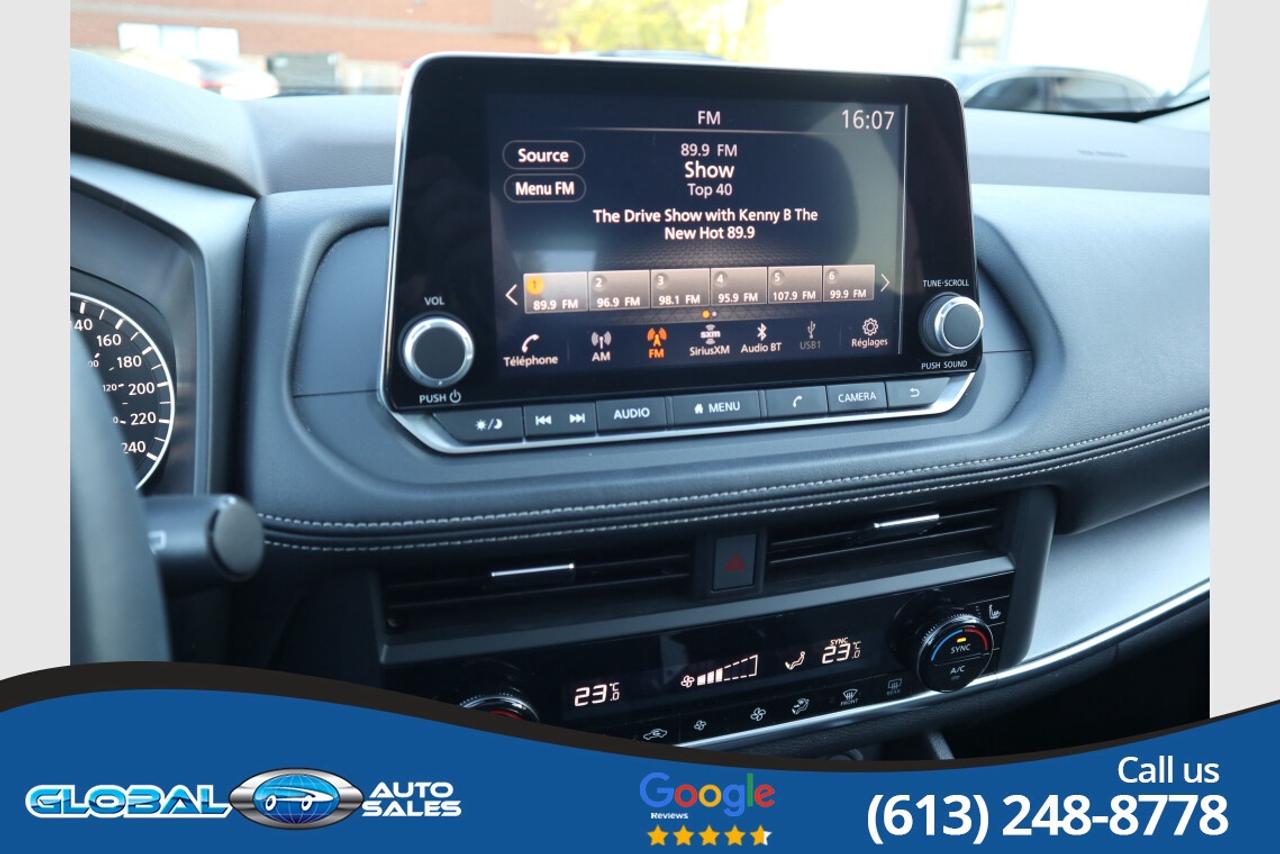 2023 Nissan Rogue SV MOONROOF Photo