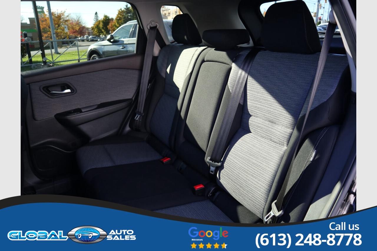 2023 Nissan Rogue SV MOONROOF Photo