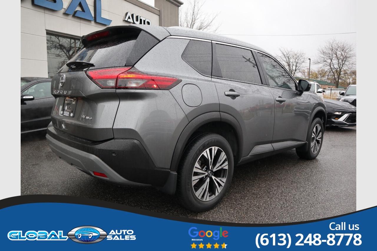 2023 Nissan Rogue SV MOONROOF Photo