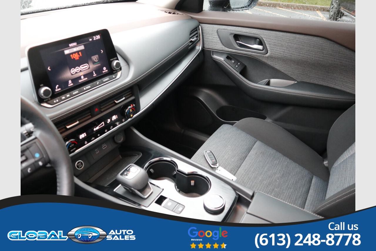 2023 Nissan Rogue SV MOONROOF Photo