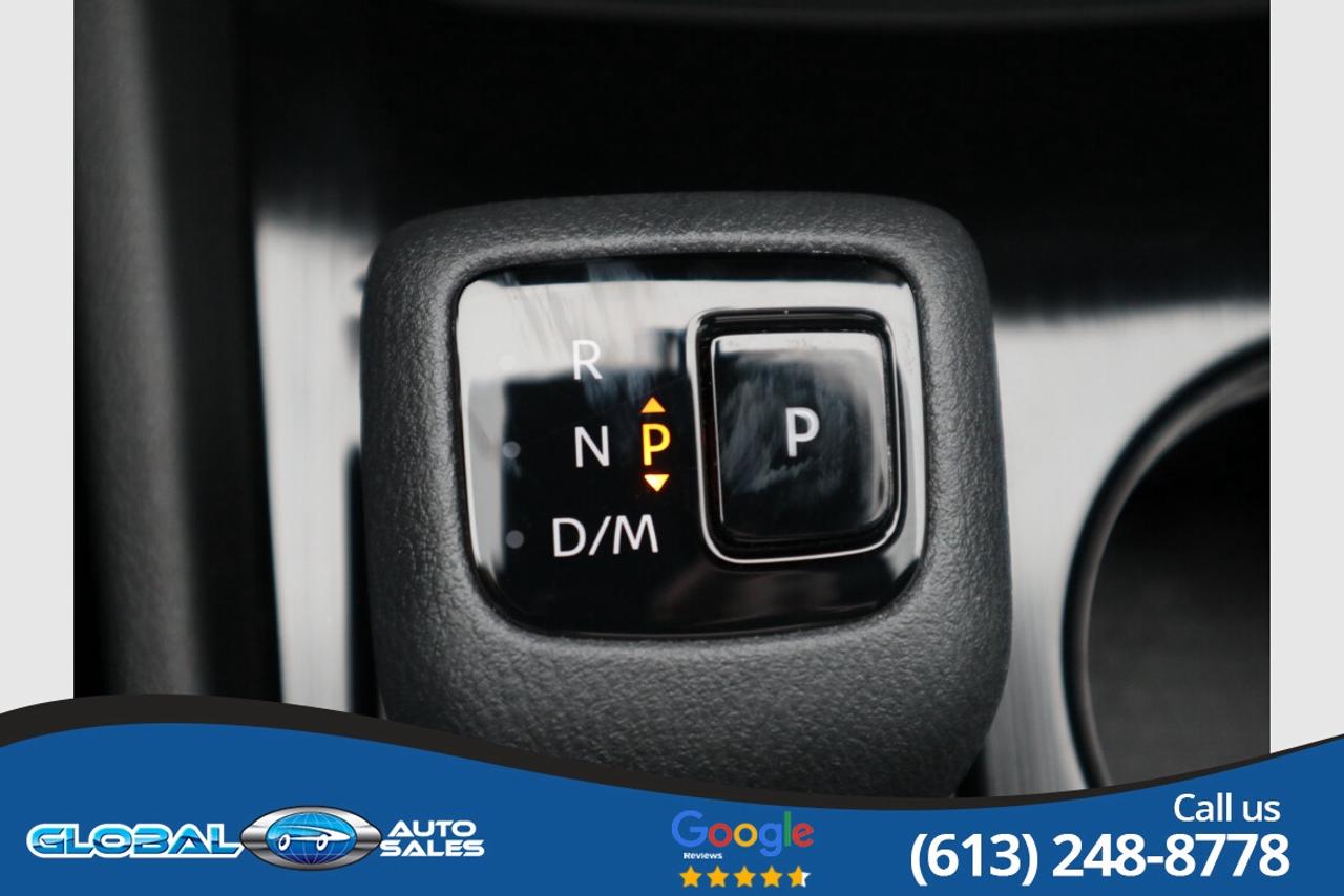 2023 Nissan Rogue SV MOONROOF Photo