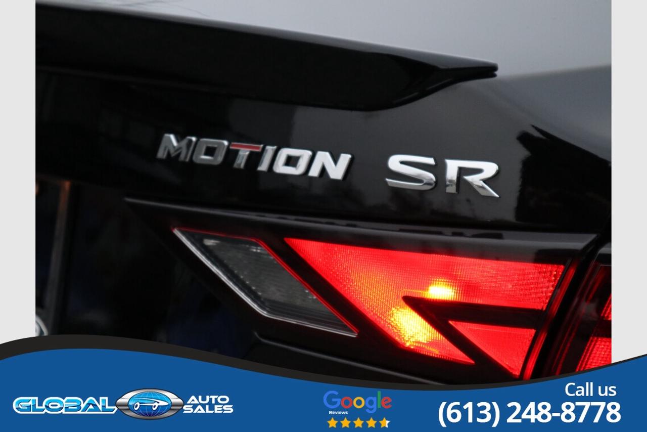 2023 Nissan Sentra SR Photo