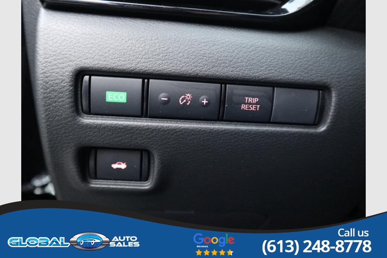 2023 Nissan Sentra SR Photo