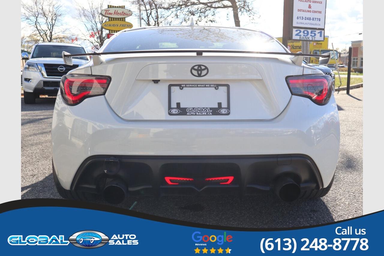 2020 Toyota 86 GT  200HP. Automatic. Photo