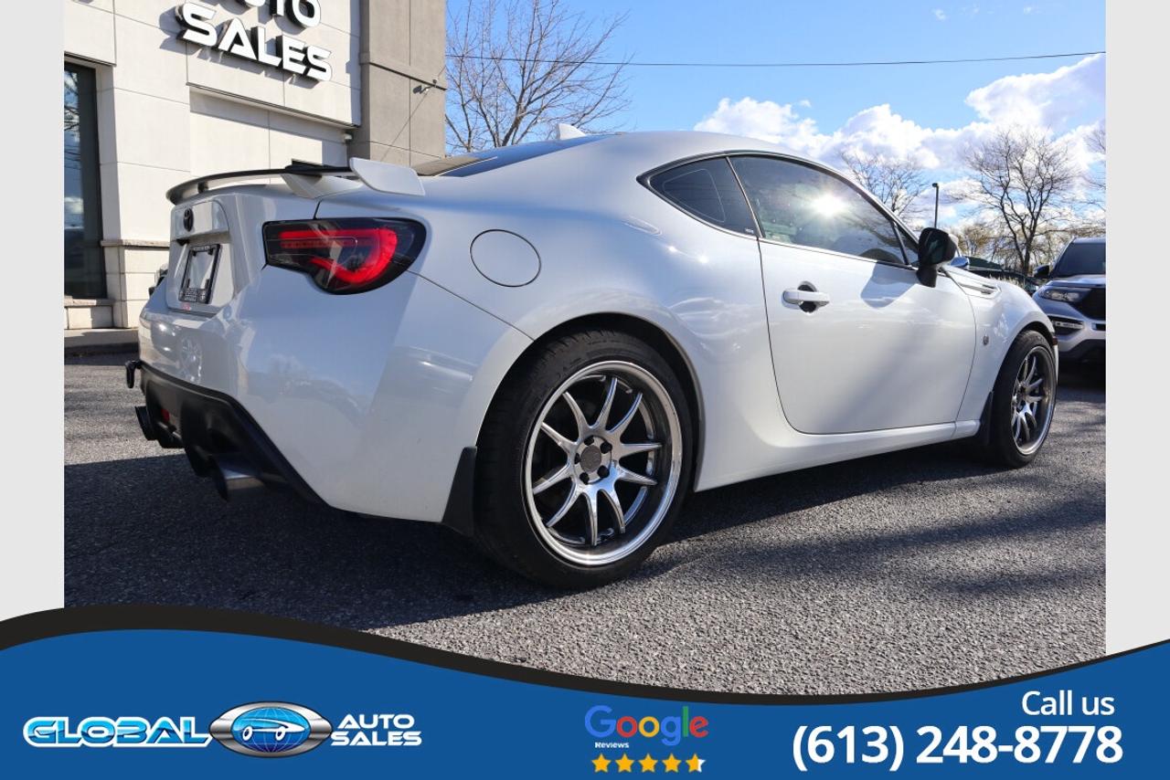 2020 Toyota 86 GT  200HP. Automatic. Photo