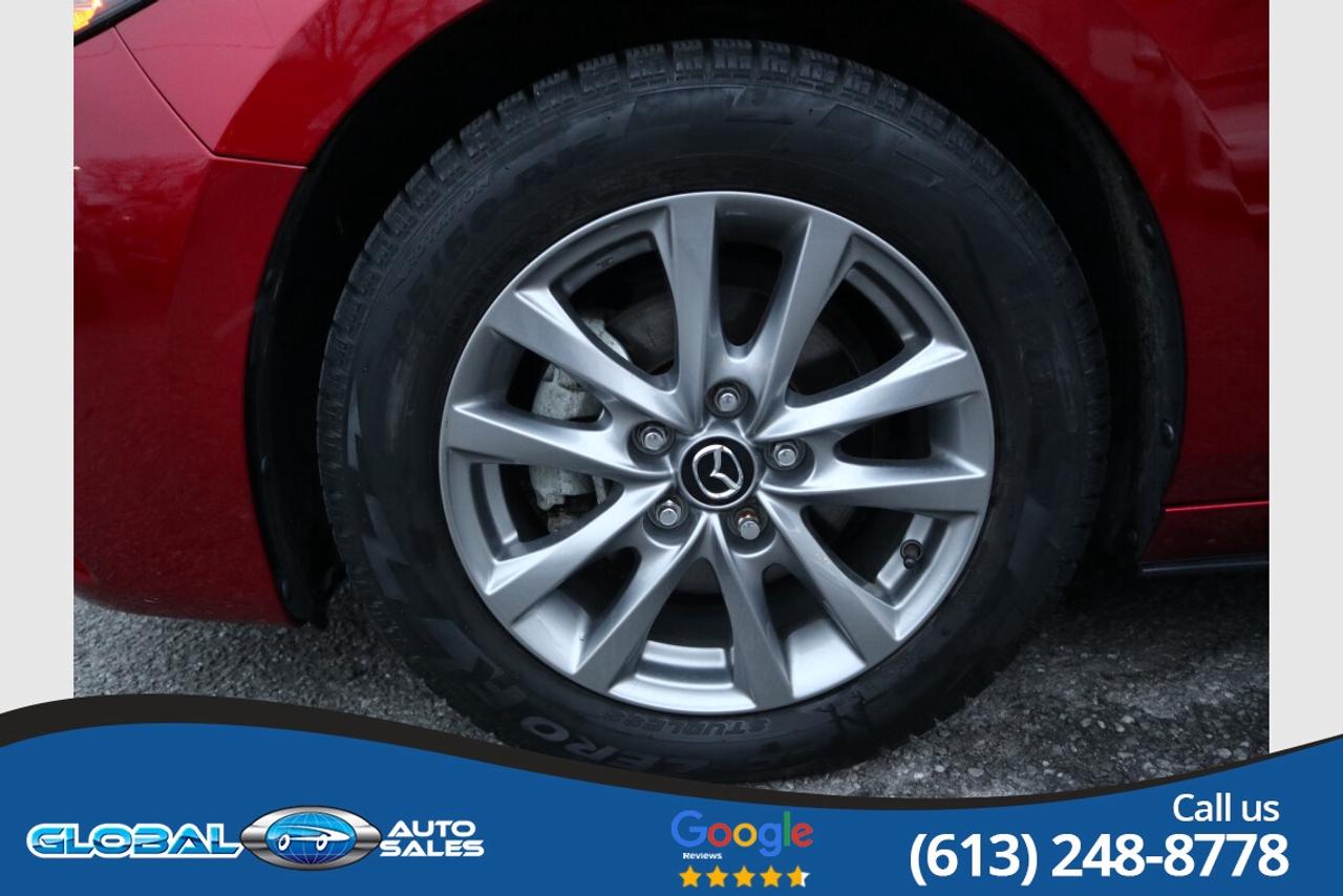 2023 Mazda MAZDA3 GX Photo4