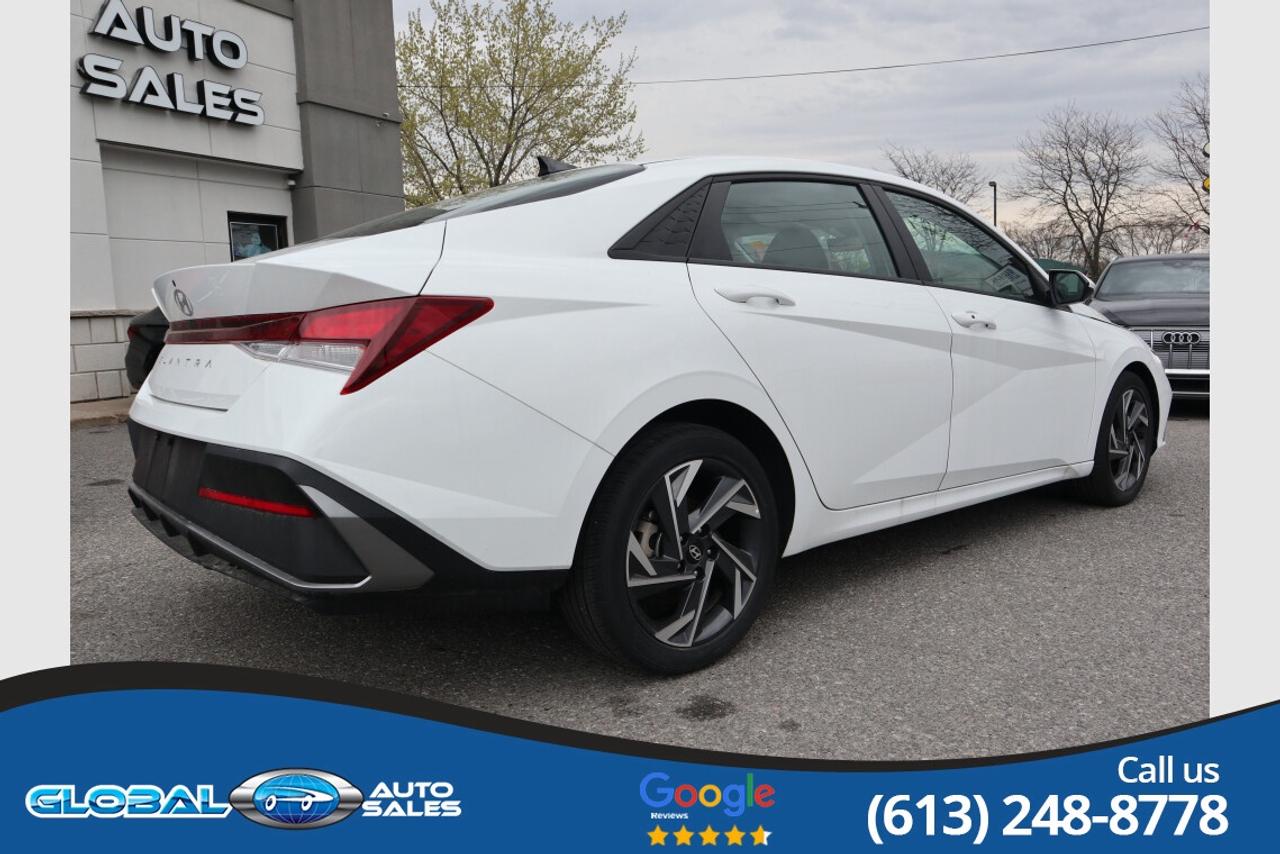 2025 Hyundai Elantra Preferred IVT w/Tech Pkg Photo4