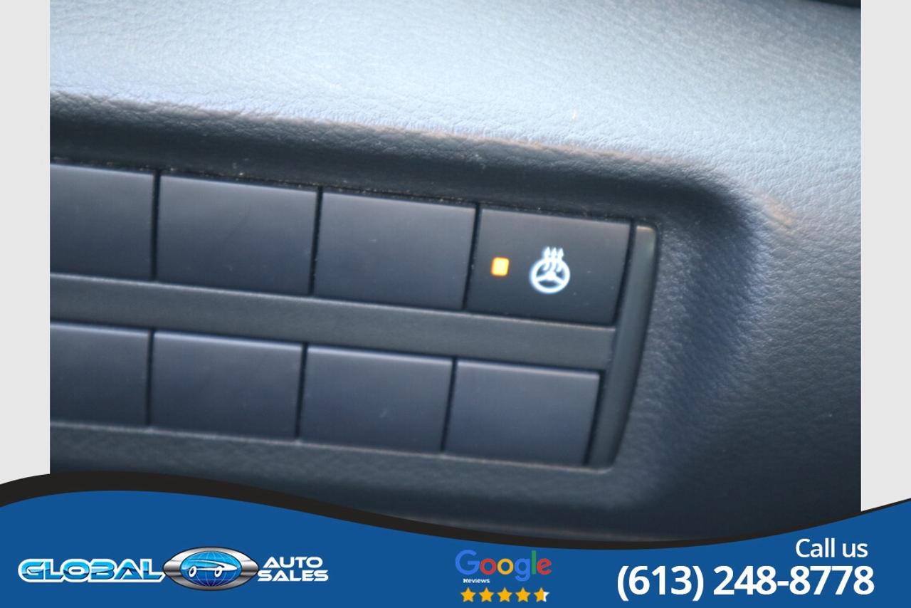 2024 Nissan Kicks SV Photo