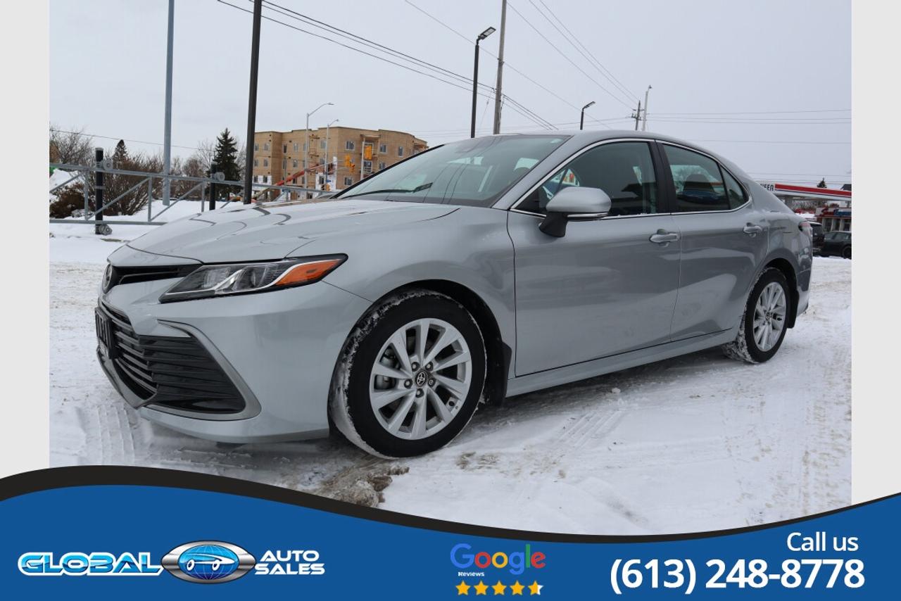 2021 Toyota Camry LE Photo