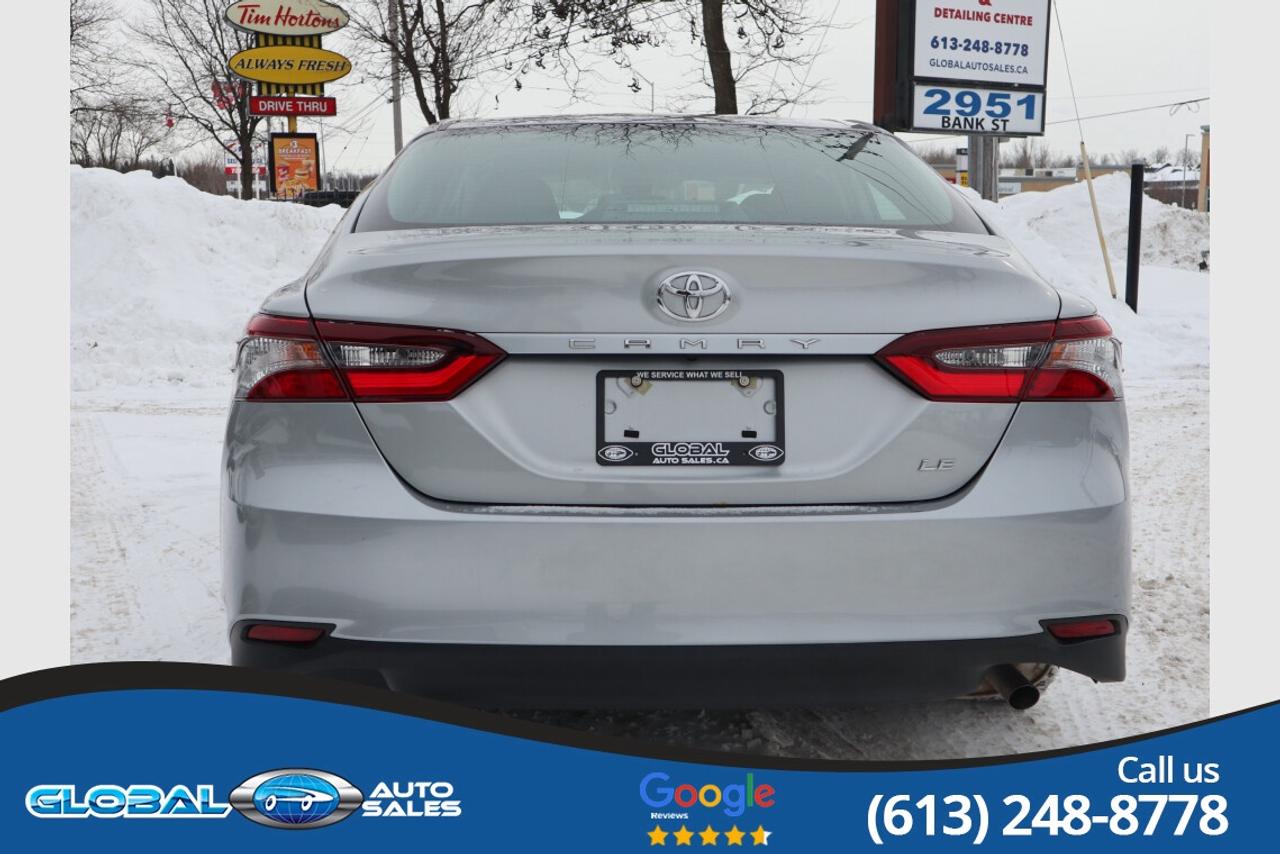 2021 Toyota Camry LE Photo4