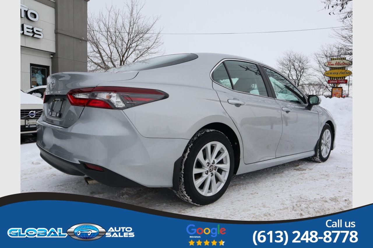 2021 Toyota Camry LE Photo