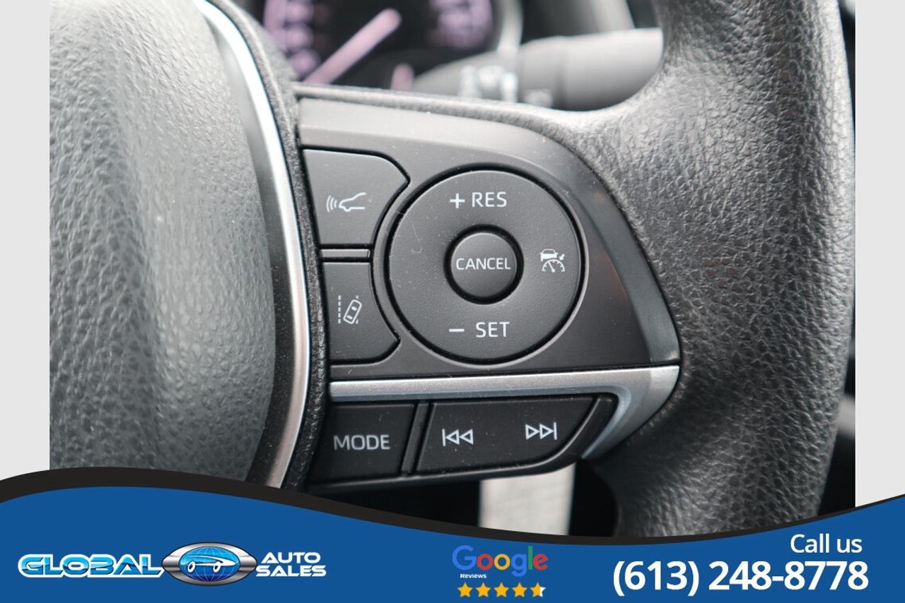 2021 Toyota Camry LE Photo