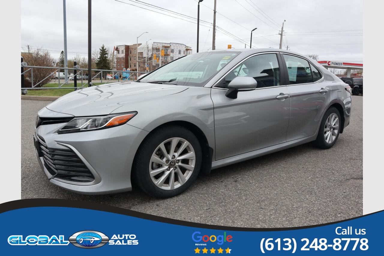 2021 Toyota Camry LE Photo2
