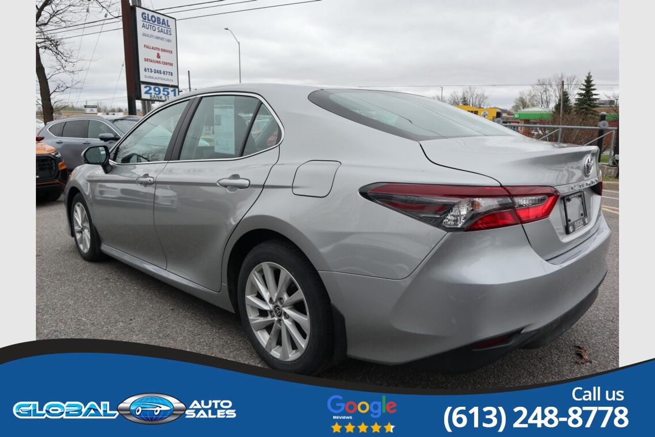 2021 Toyota Camry LE Photo4