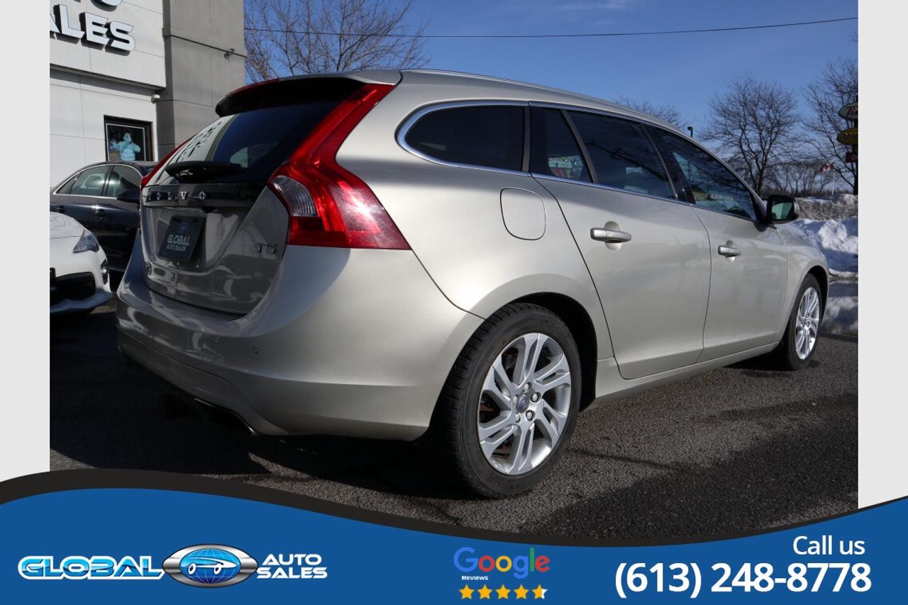2017 Volvo V60 T5 Premier Photo