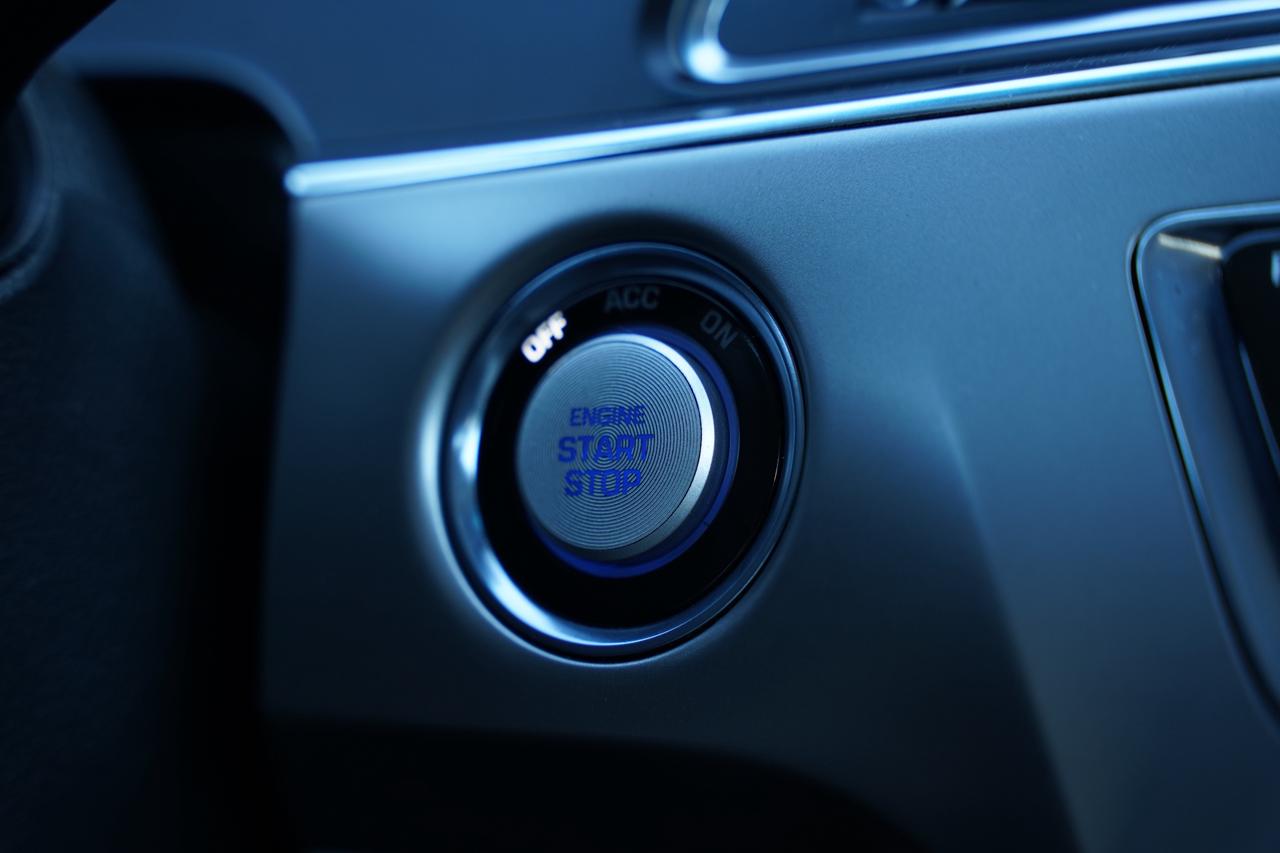 2016 Hyundai Sonata Plug-In Limited/HYBIRD/NAV/CAMERA/NO ACCIDENTS Photo