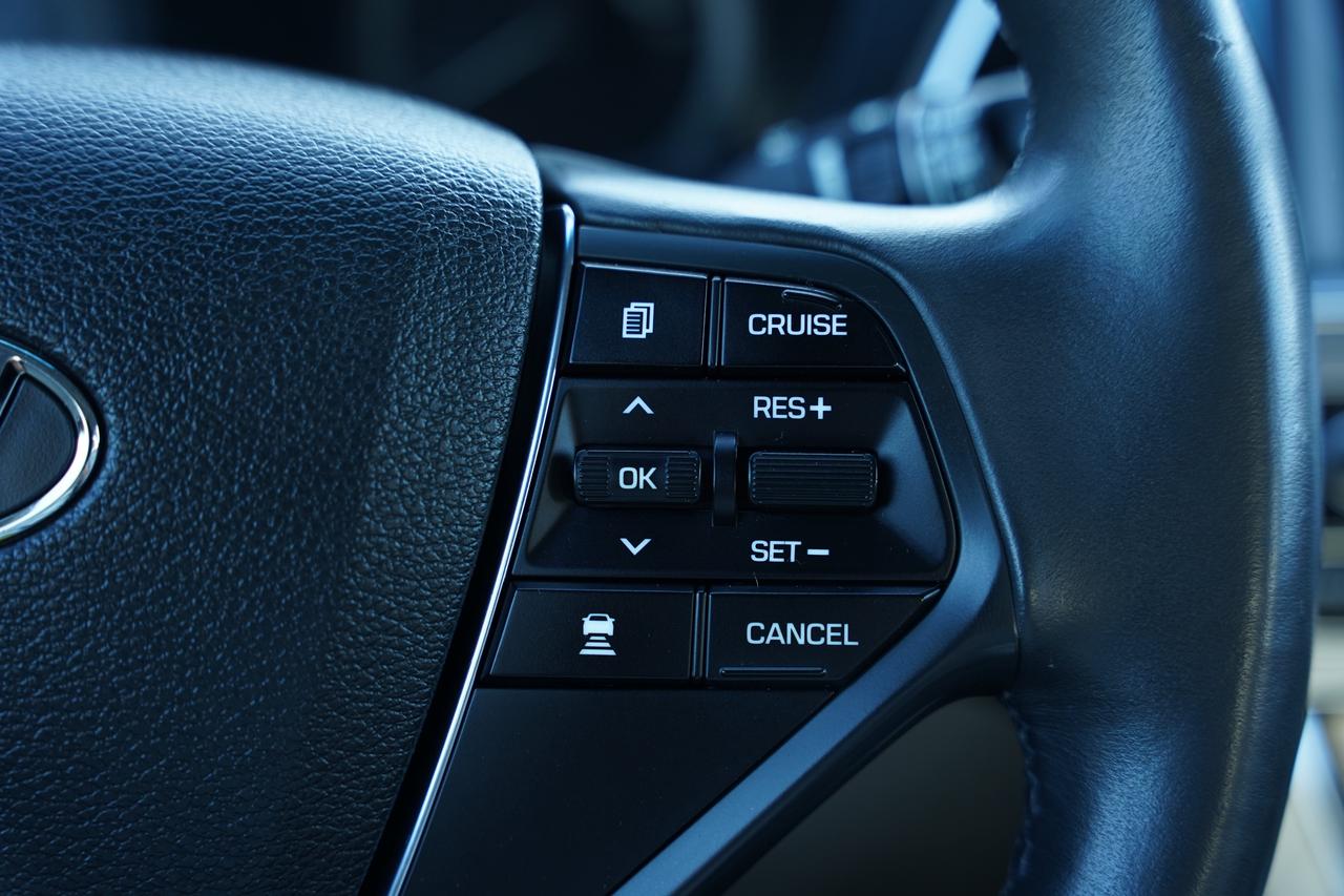 2016 Hyundai Sonata Plug-In Limited/HYBIRD/NAV/CAMERA/NO ACCIDENTS Photo