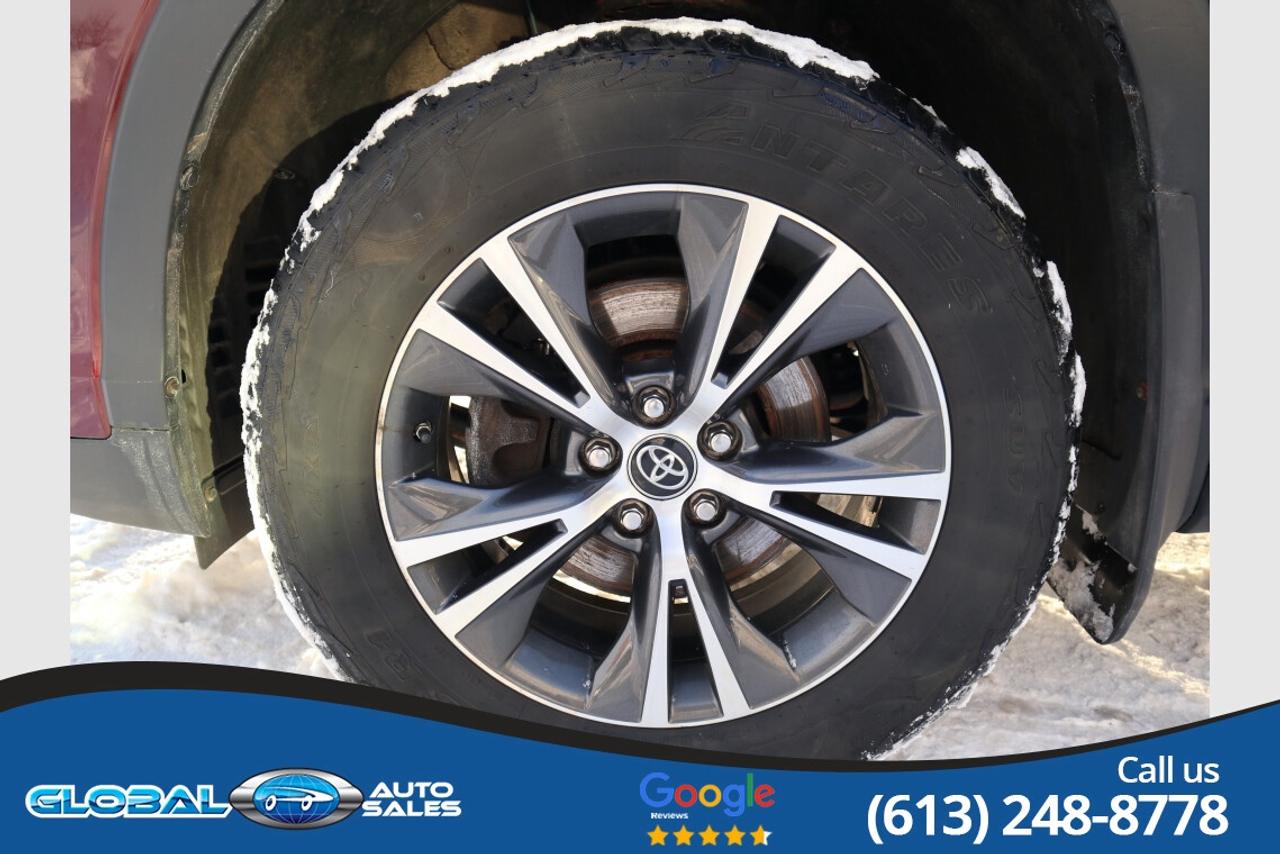 2019 Toyota Highlander LE Plus Photo