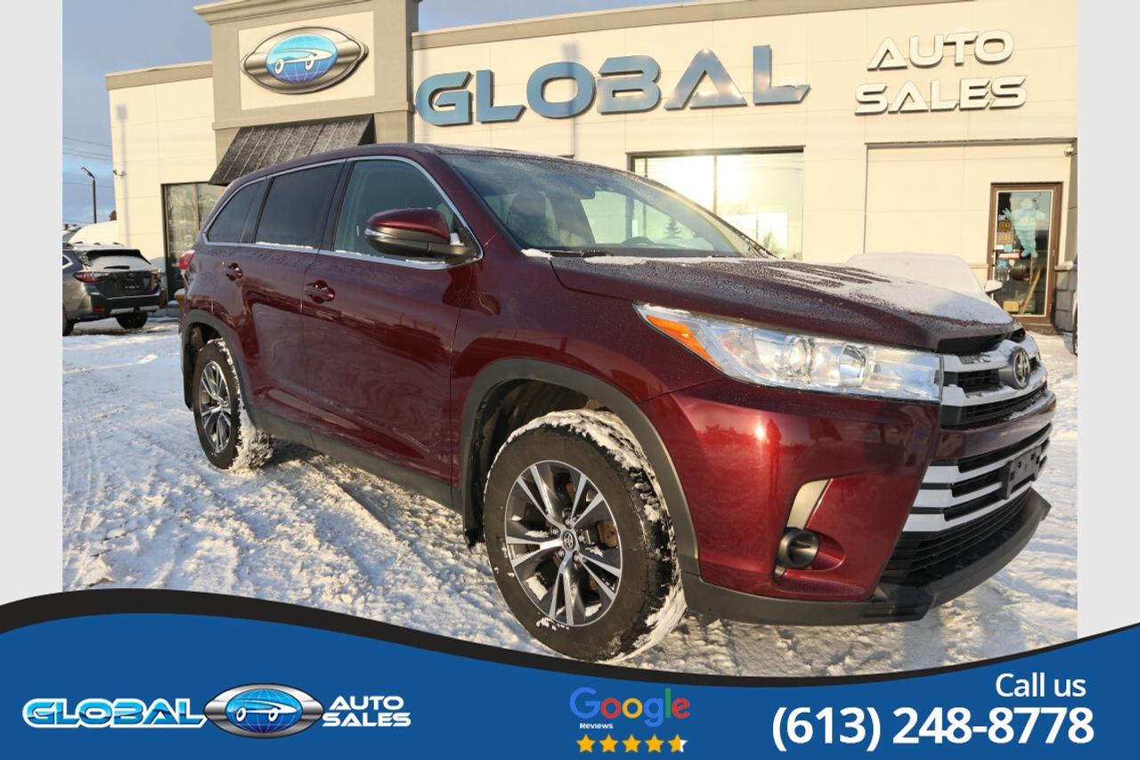 2019 Toyota Highlander LE Plus Photo0