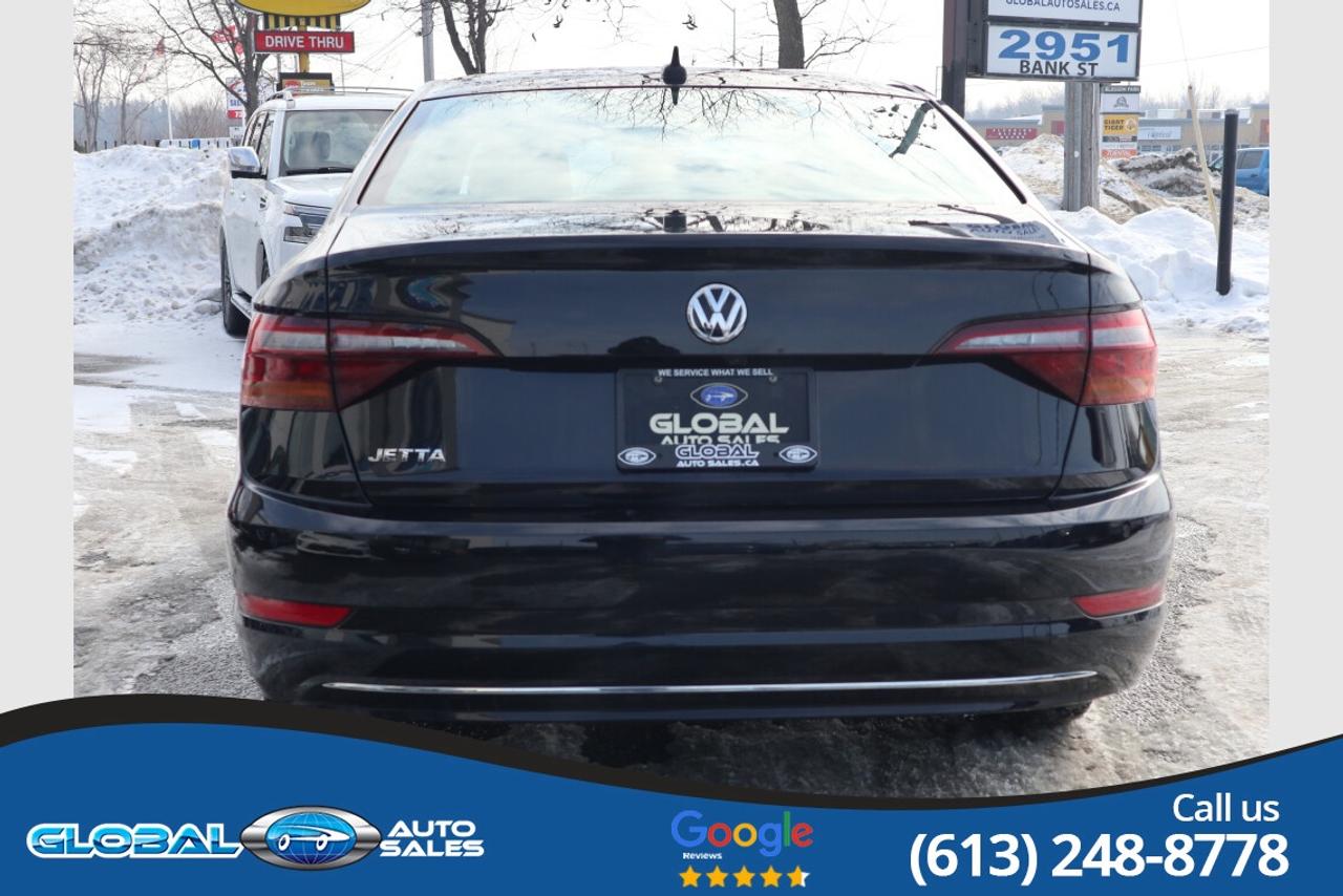 2019 Volkswagen Jetta SEL Photo