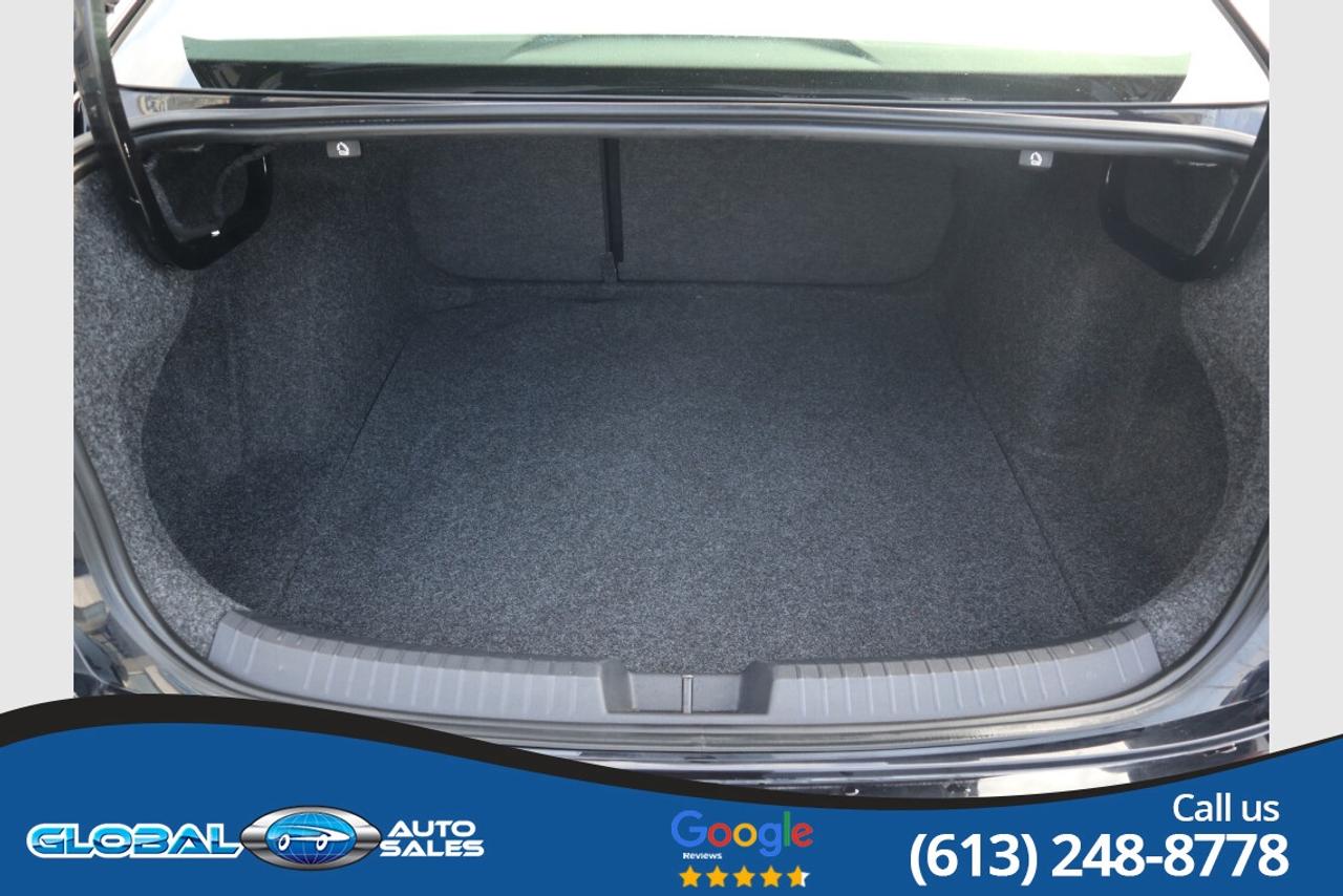 2019 Volkswagen Jetta SEL Photo