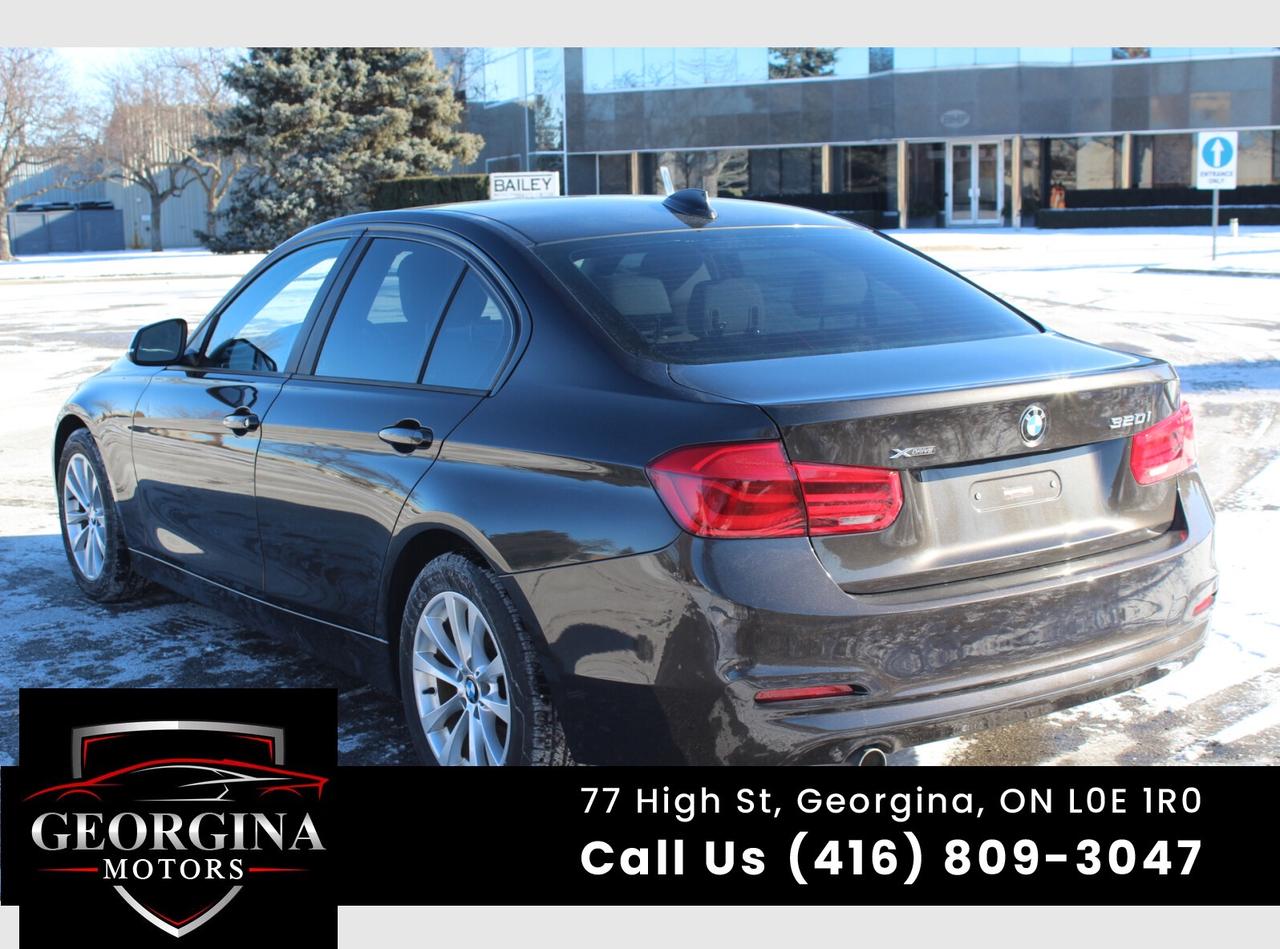2017 BMW 3-Series 320i xDrive Photo4