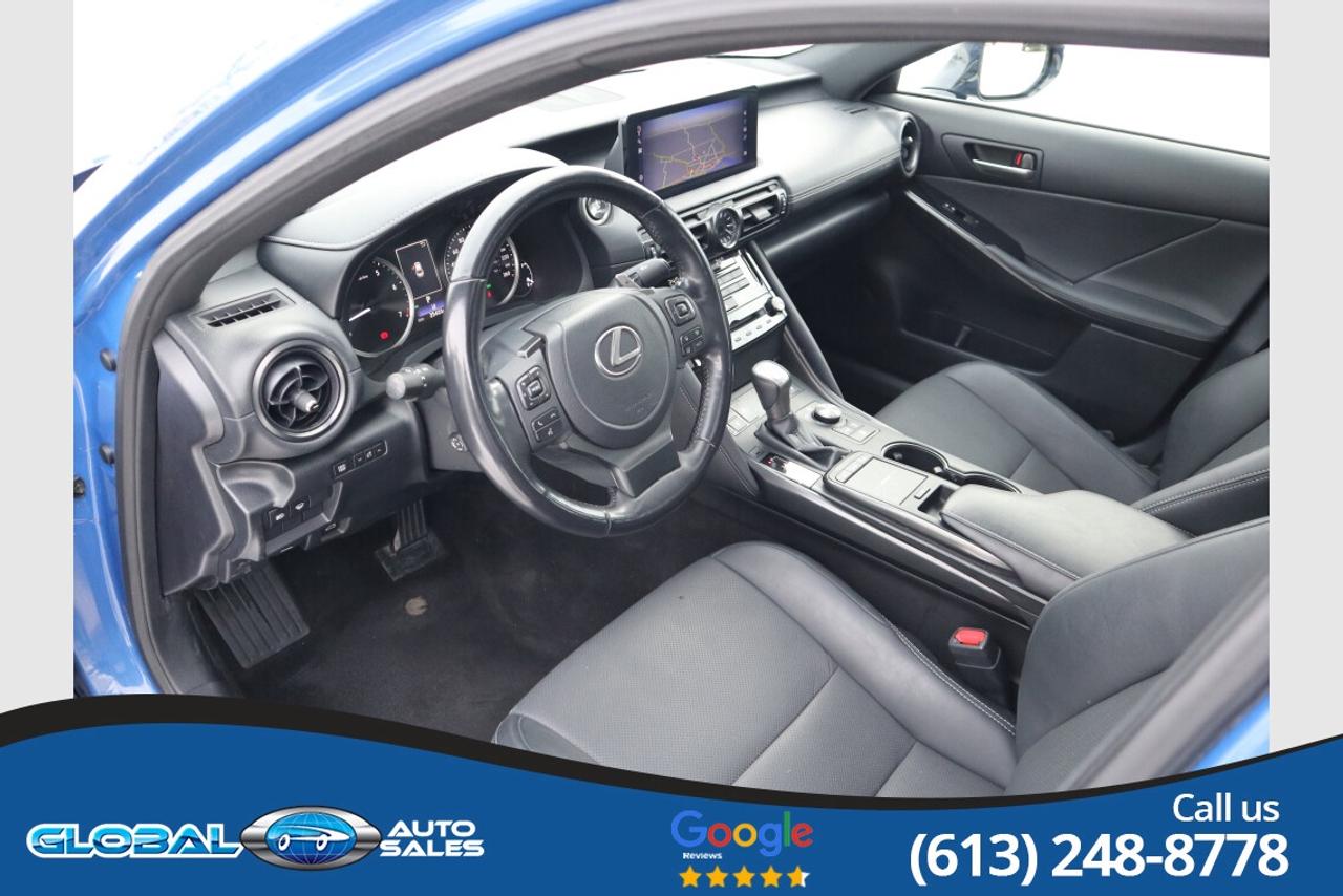 2023 Lexus IS 300 Photo