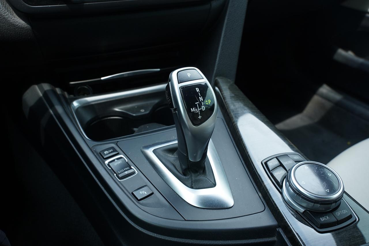 2015 BMW 4-Series 428i X DRIVE/ CONVERTIBLE/ LEATHER/ BLUETOOTH Photo