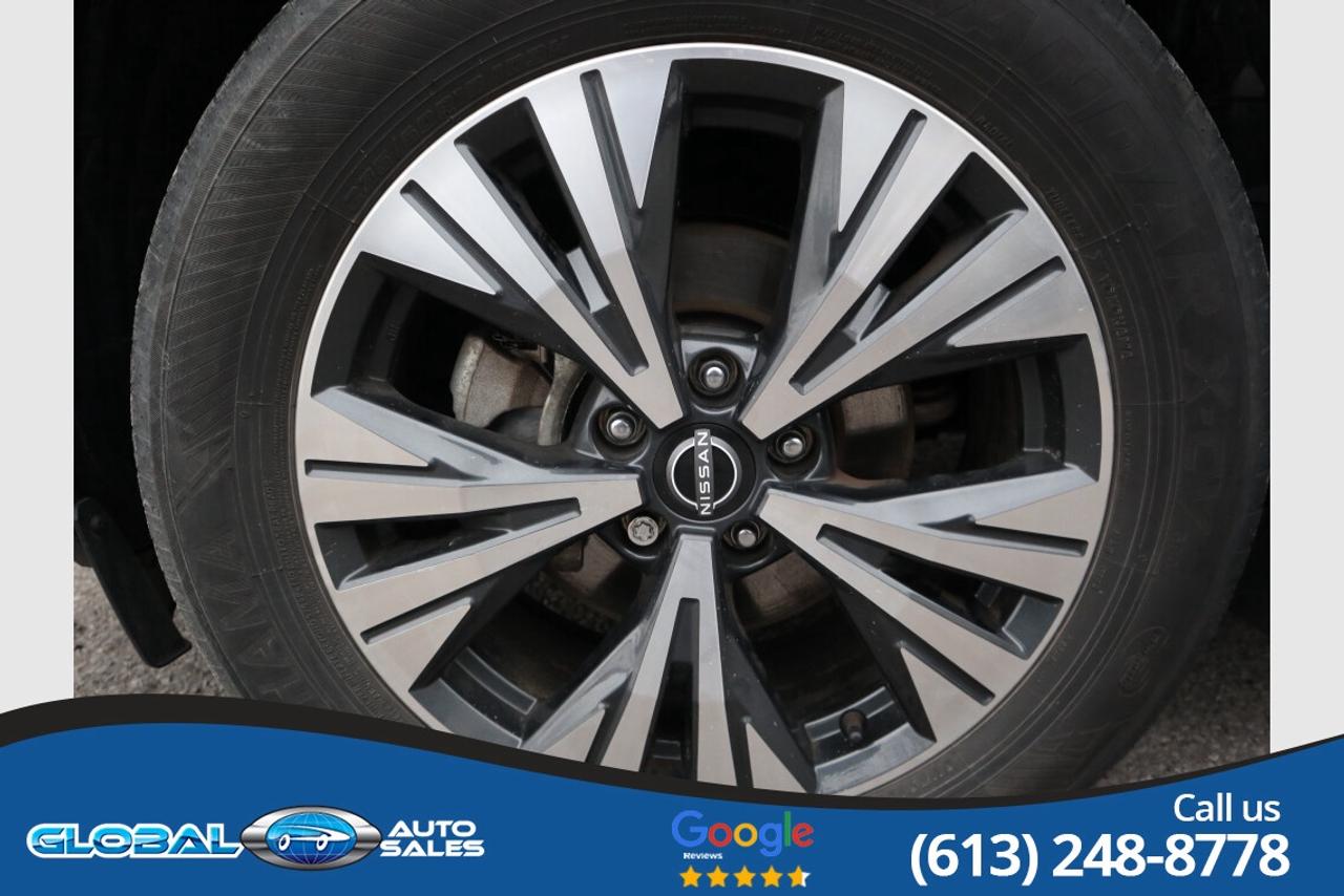 2022 Nissan Rogue SV Photo3