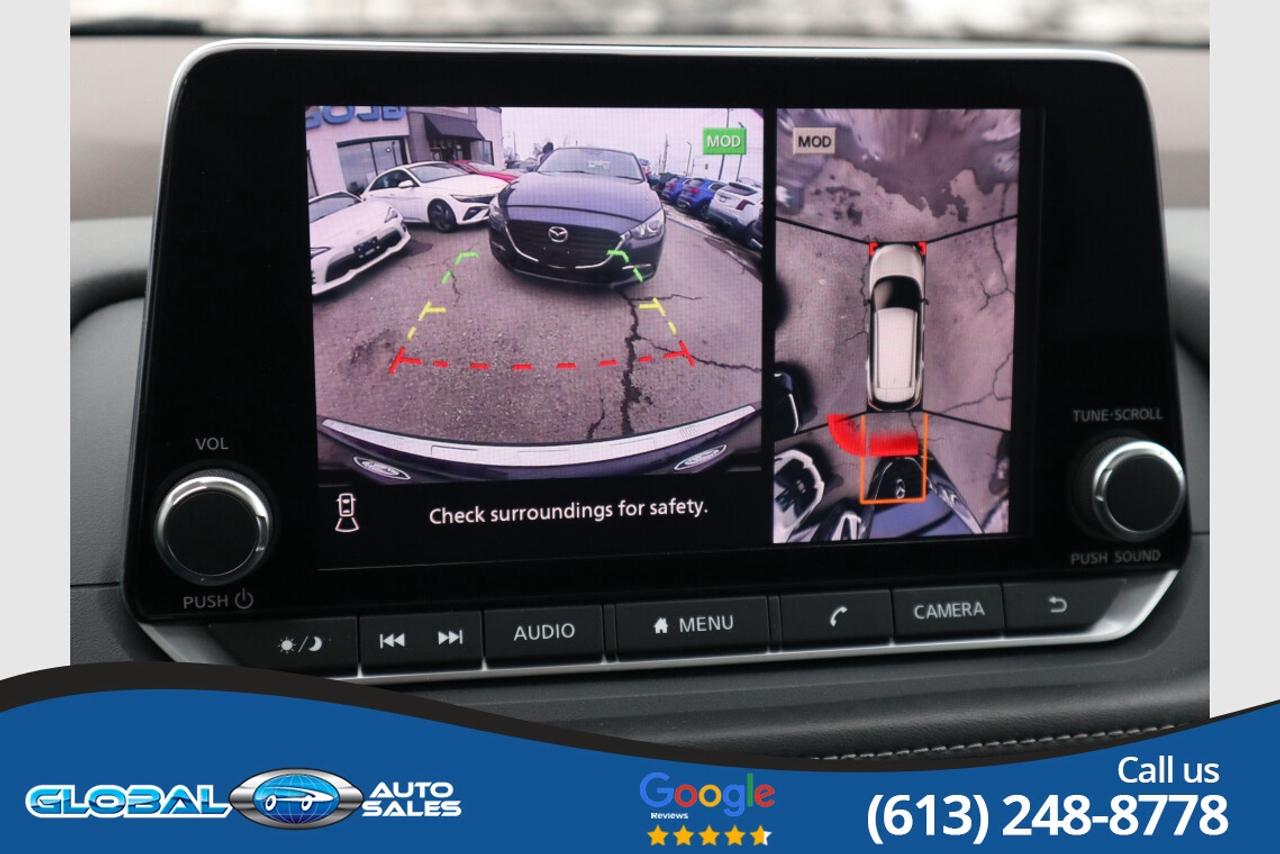 2022 Nissan Rogue SV Photo