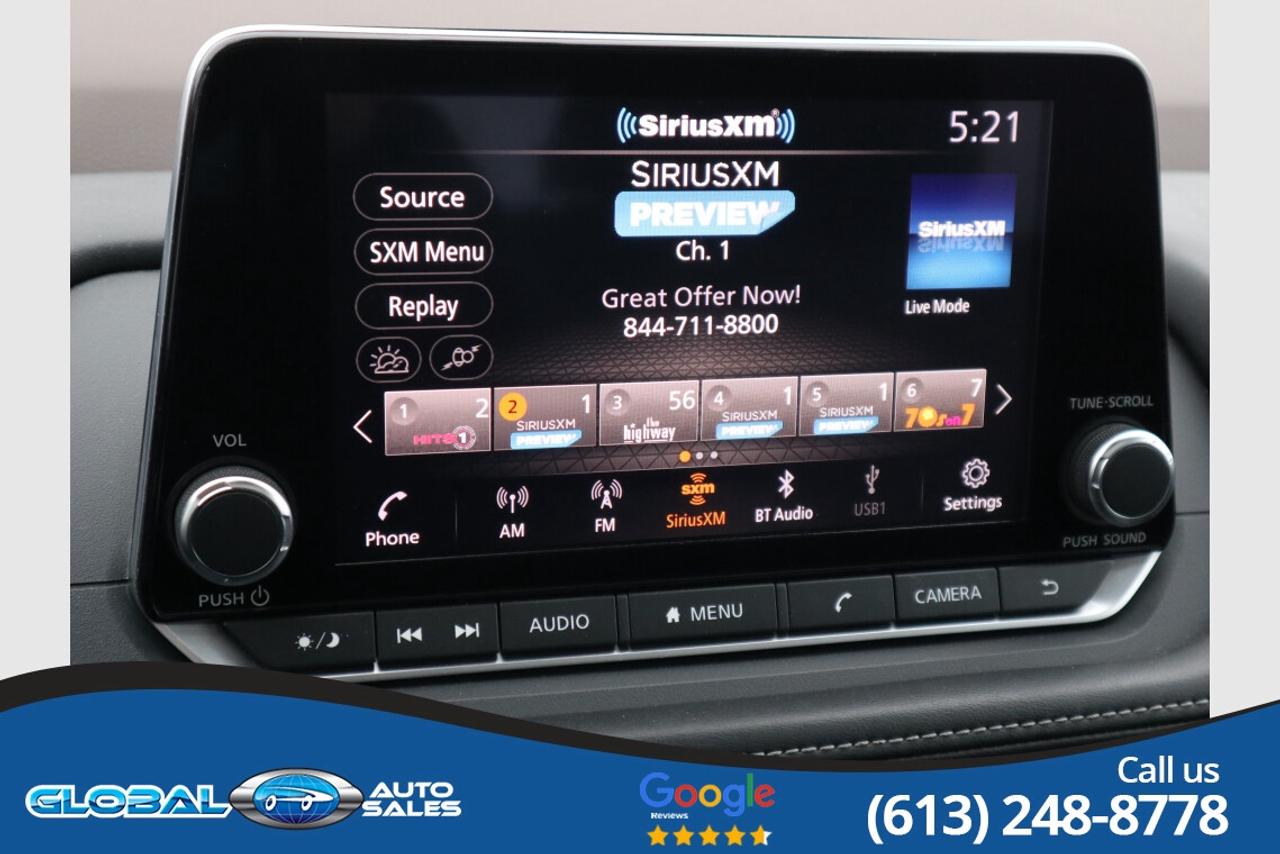 2022 Nissan Rogue SV Photo