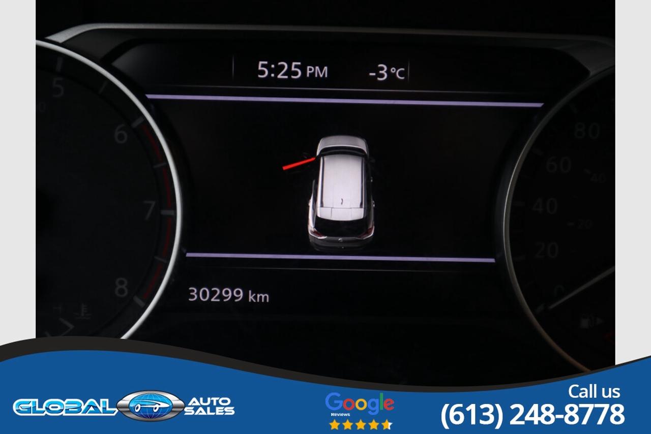 2022 Nissan Rogue SV Photo