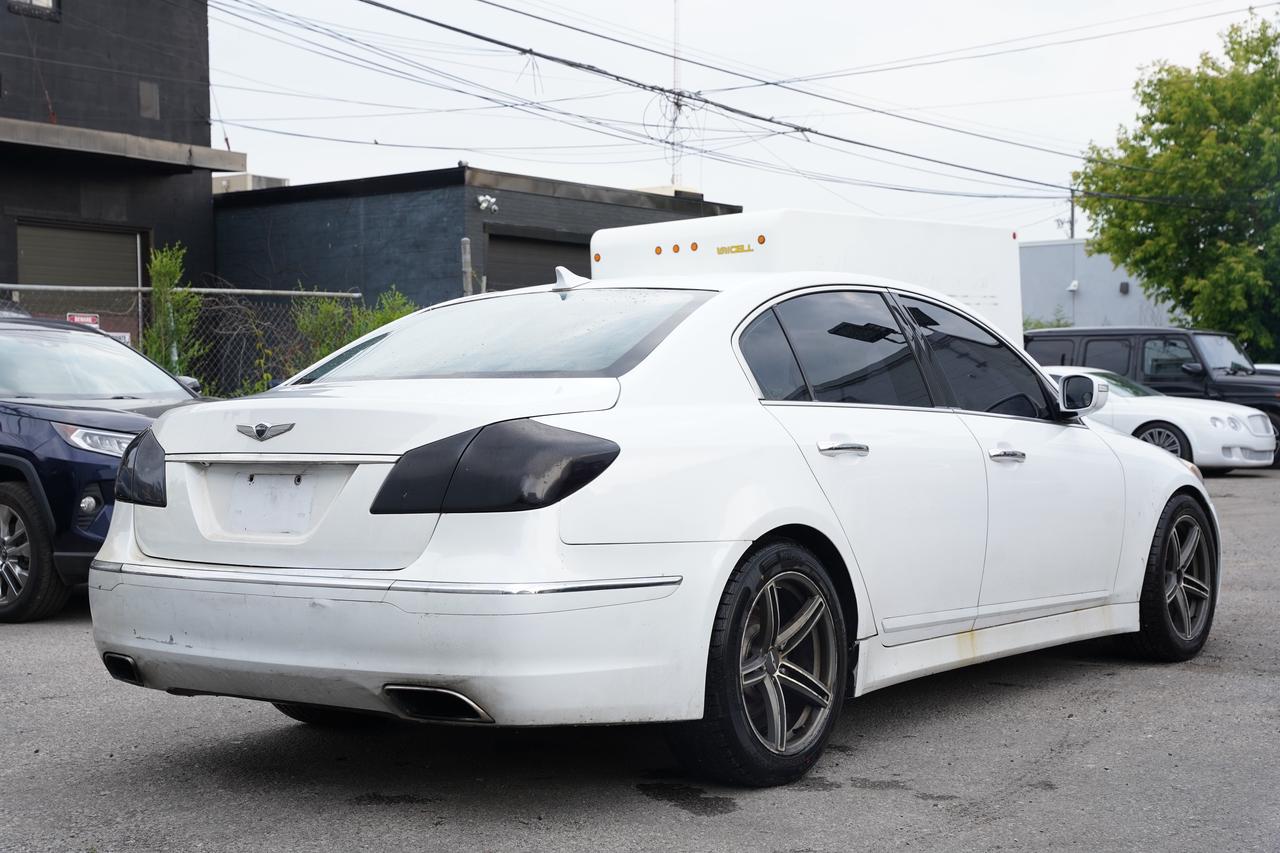 2014 Hyundai Genesis PREMIUM PKG/NAV/SUNROOF/CAMERA/LEATHER Photo