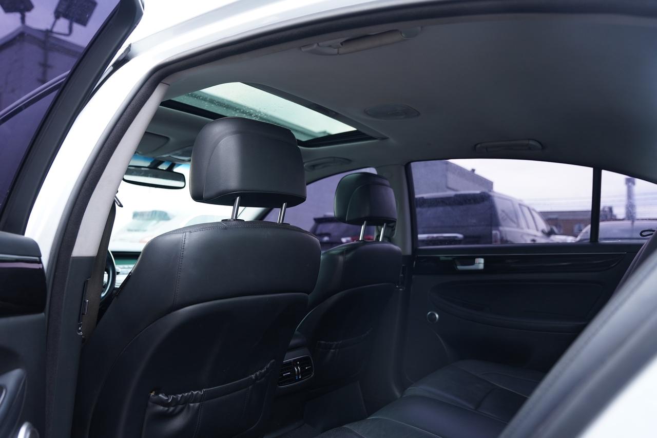 2014 Hyundai Genesis PREMIUM PKG/NAV/SUNROOF/CAMERA/LEATHER Photo