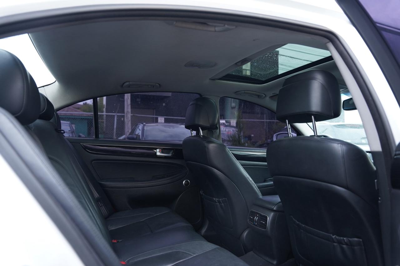 2014 Hyundai Genesis PREMIUM PKG/NAV/SUNROOF/CAMERA/LEATHER Photo