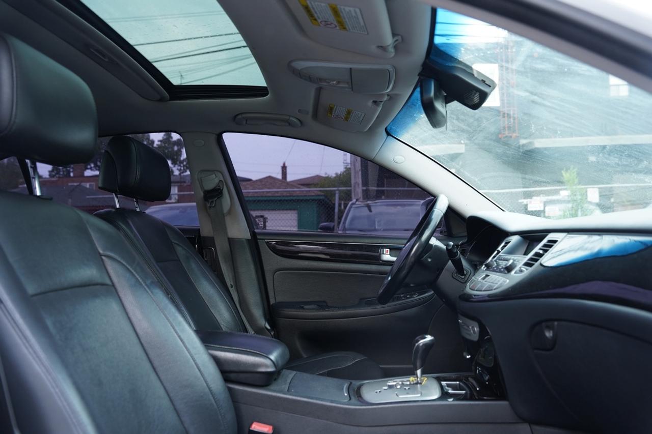 2014 Hyundai Genesis PREMIUM PKG/NAV/SUNROOF/CAMERA/LEATHER Photo