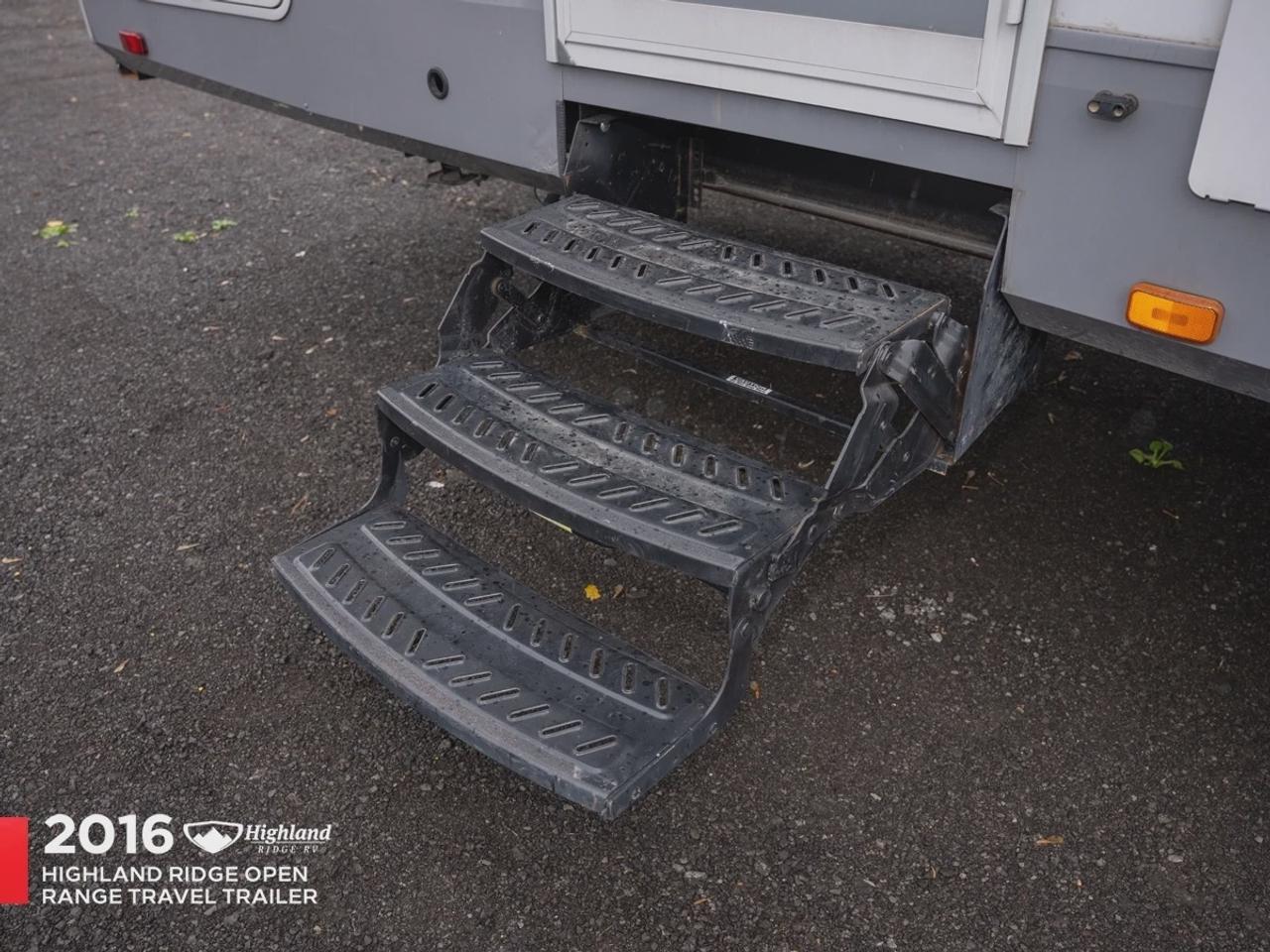 2016 Utility HIGHLAND RIDGE OPEN RANGE TRAVEL TRAILER Photo