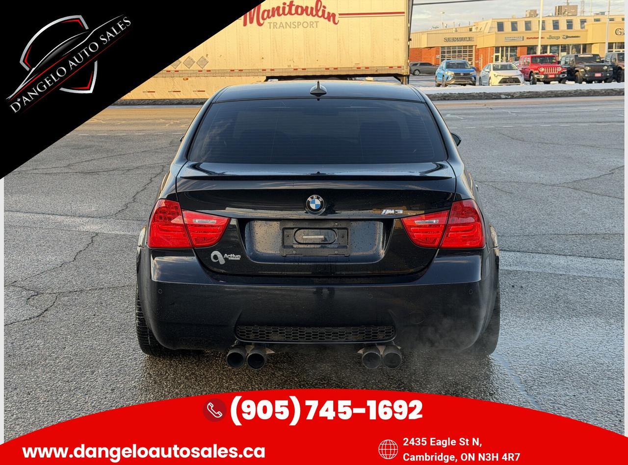 2011 BMW M3 Sedan Photo