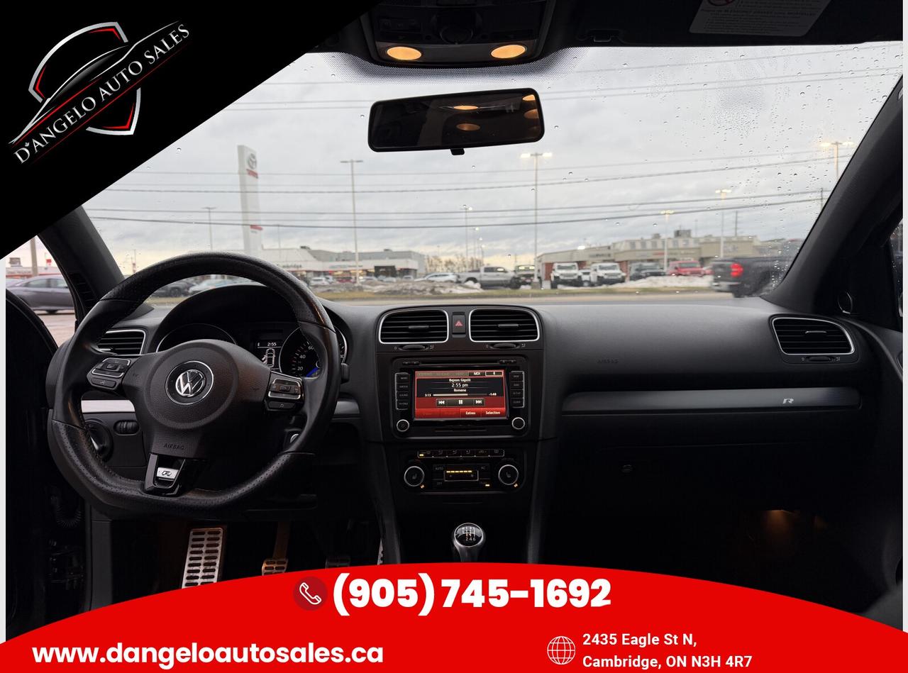 2012 Volkswagen Golf R R Photo