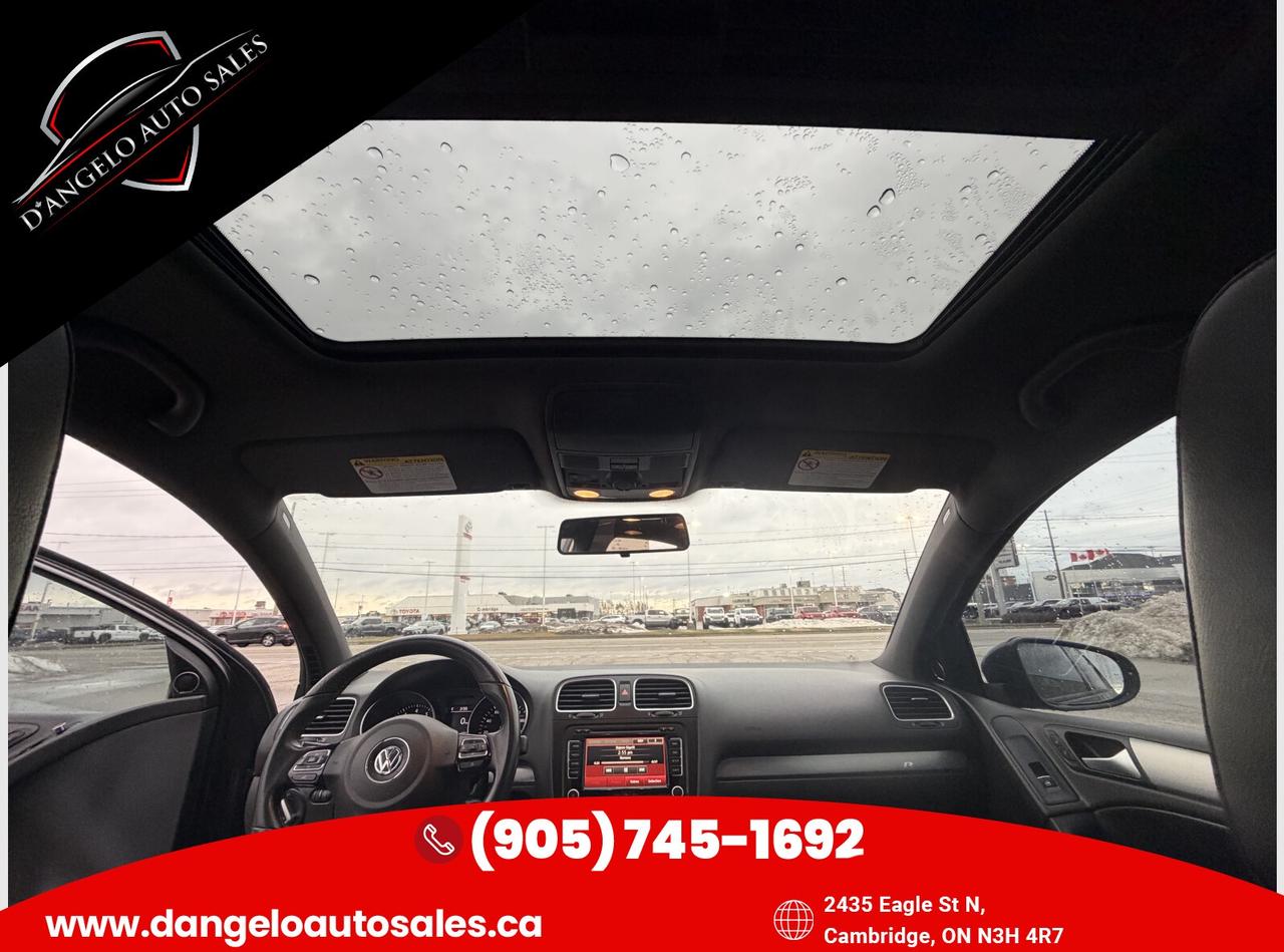 2012 Volkswagen Golf R R Photo