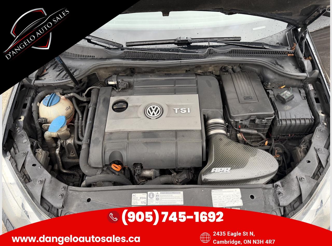 2012 Volkswagen Golf R R Photo