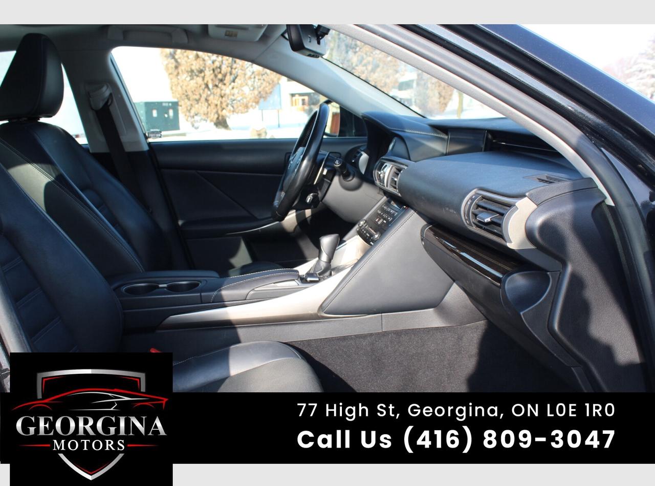 2017 Lexus IS 300  Photo