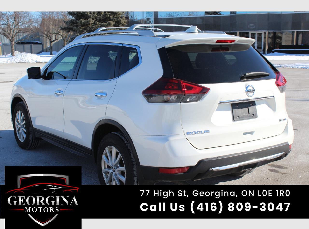 2018 Nissan Rogue SV Photo4